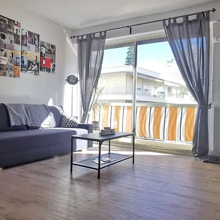 Santa Severina, Trilocale Comodo E Pratico Centro *