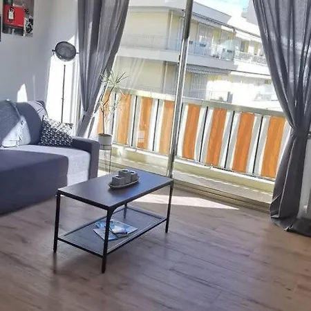 Apartament Santa Severina, Trilocale Comodo E Pratico Centro Citta