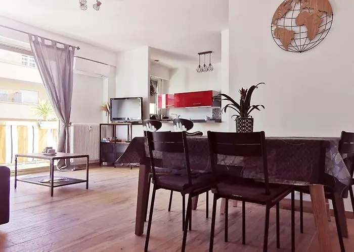 Santa Severina, Trilocale Comodo E Pratico Centro Citta דירה *