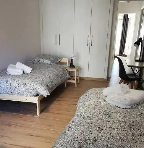 Apartment Santa Severina, Trilocale Comodo E Pratico Centro Citta Menton